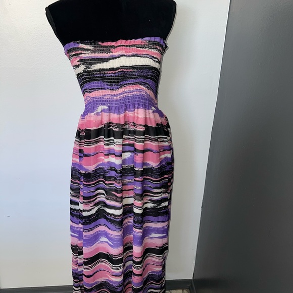Pink and Purple Strapless Sundress for Casual Resort Wear - Picture 1 of 1